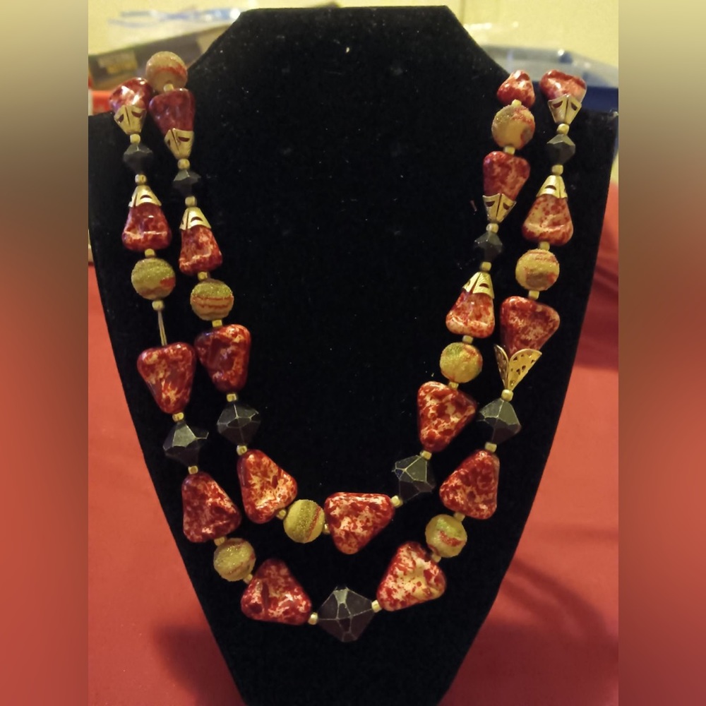 Red hot necklace with beads